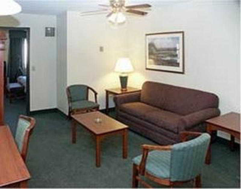 Motel 6 Dallas Northwest 5