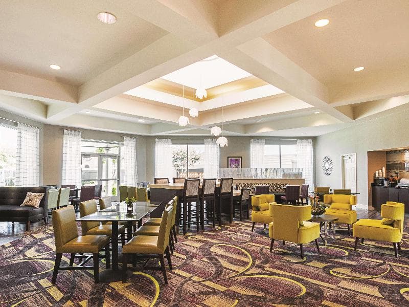 La Quinta Inn & Suites Forth Worth Southwest 3