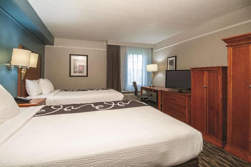 La Quinta Inn by Wyndham San Antonio Brooks City Base 4