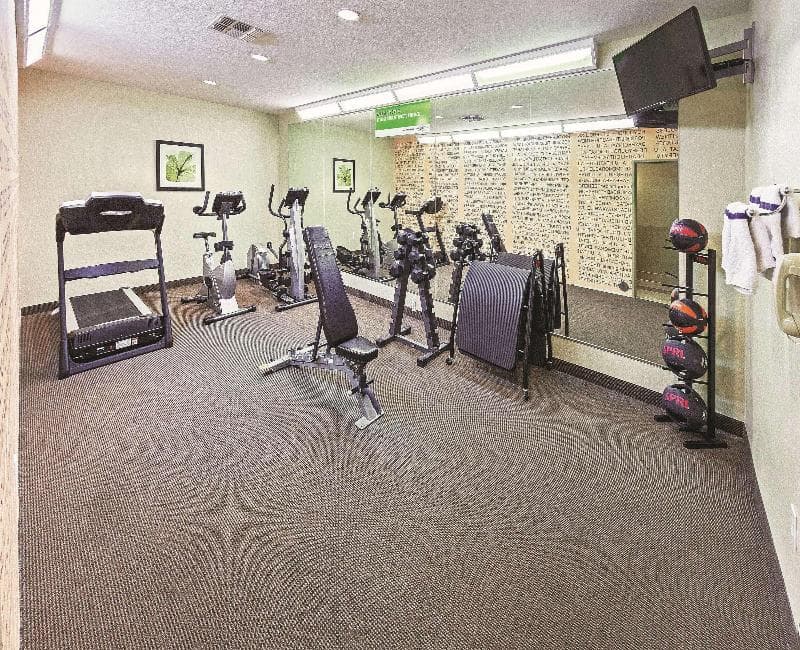 La Quinta Inn & Suites by Wyndham Corpus Christi Northwest 2