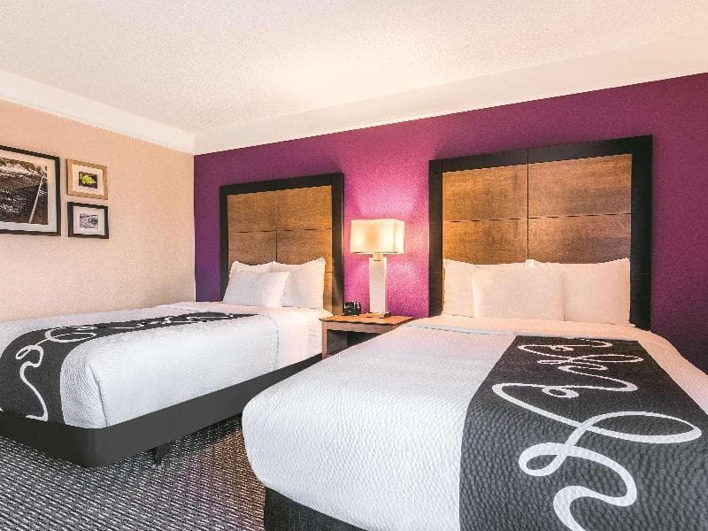 La Quinta Inn & Suites by Wyndham Shreveport Airport 4
