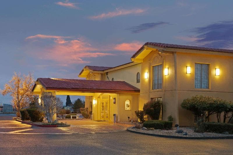 La Quinta Inn by Wyndham Reno 4