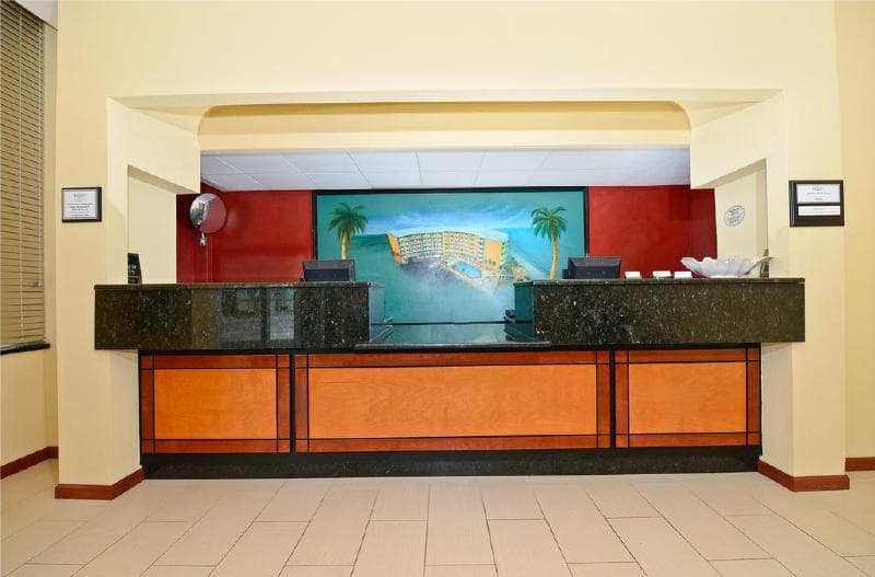Rushhh Daytona Beach Tapestry Collection By Hilton 4
