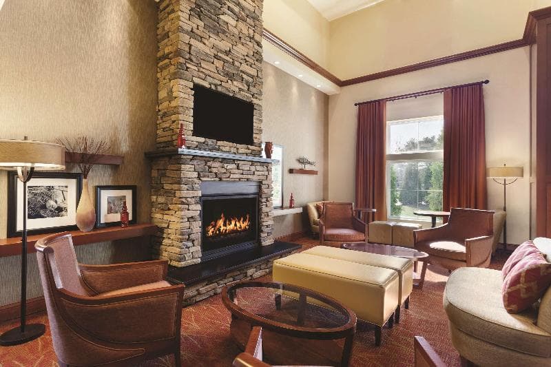 Hampton Inn & Suites Mystic 5
