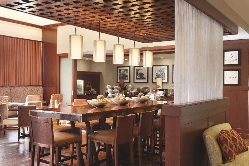 Hampton Inn & Suites Mystic 3