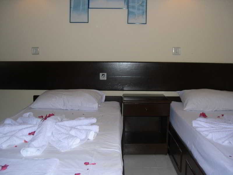Özükara Apartments I & II 4