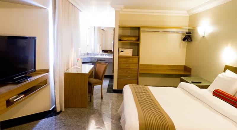 Plaza Inn Executive 5