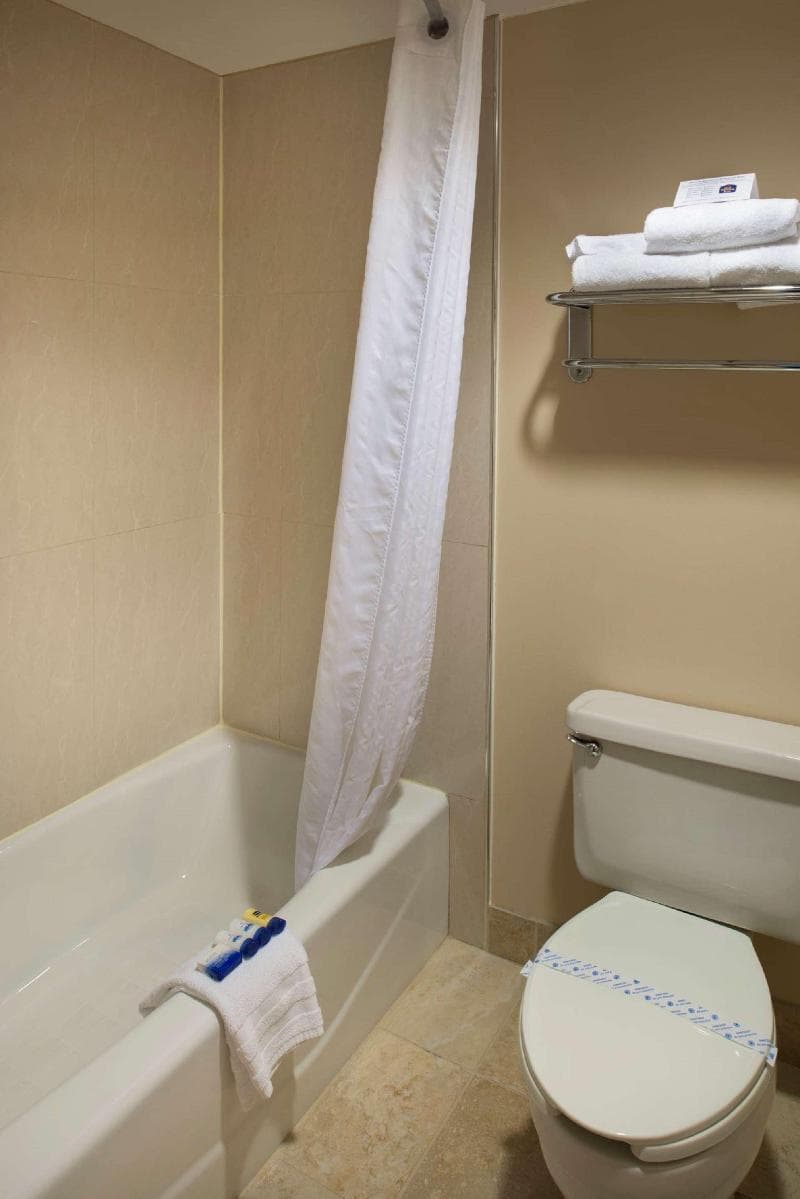 Best Western Plus Knoxville Cedar Bluff 3