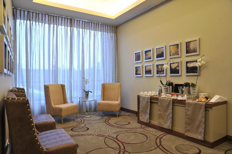 Holiday Inn Johannesburg-Rosebank 4