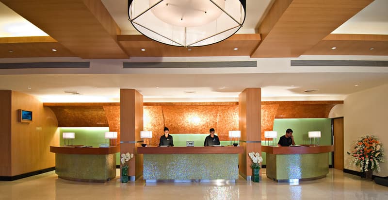 Novotel Mumbai Juhu Beach 5