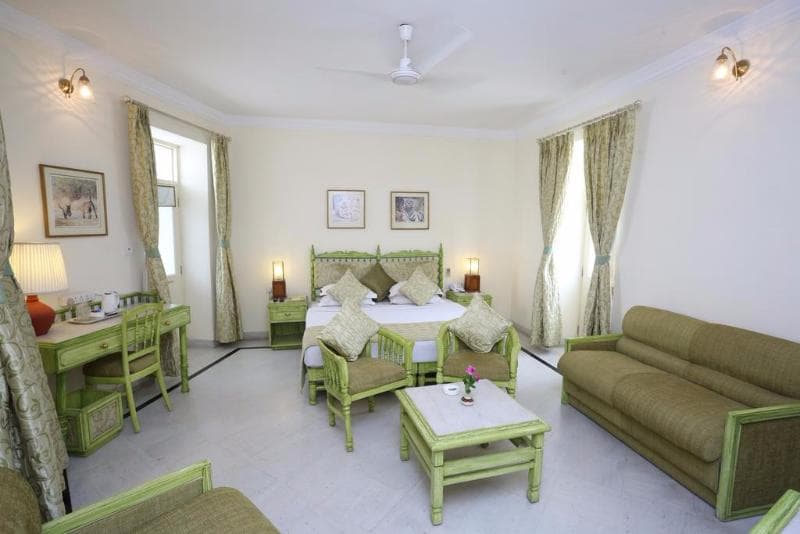 Garden Hotel 3