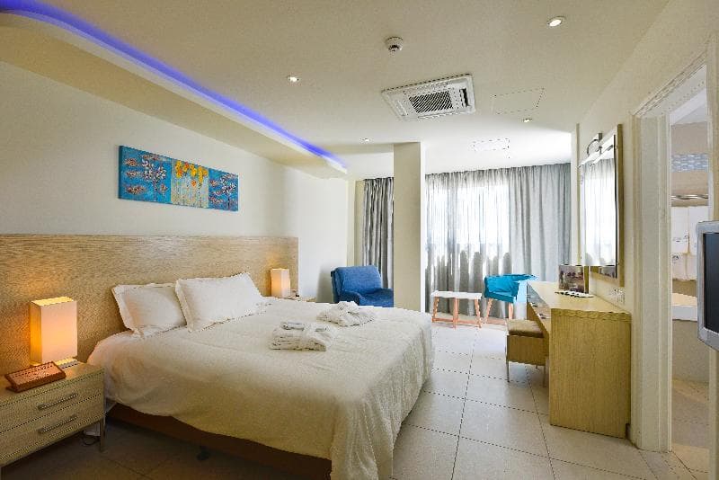 Pernera Beach Hotel photo 1