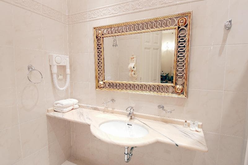 Palaiologos Luxury City Hotel 4