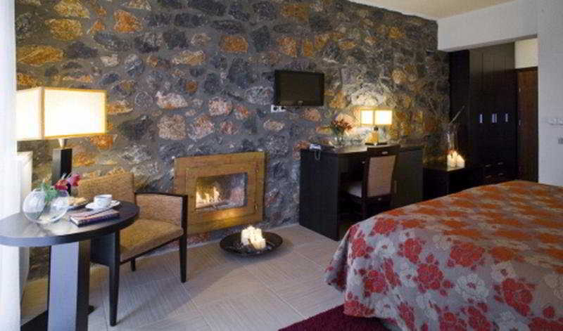 Domotel Neve Agios Athanasios 3