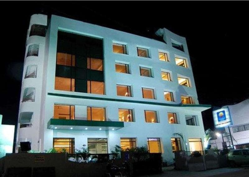 Comfort Inn Lucknow photo 1