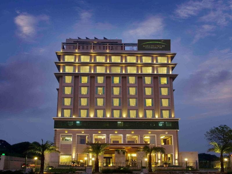 Goldfinch Hotel Delhi 2