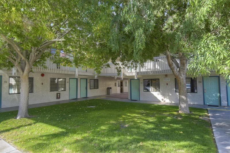 Motel 6 Barstow main