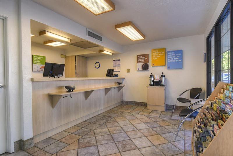 Motel 6 Barstow 3