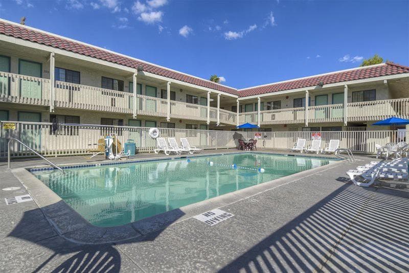 Motel 6 Barstow 4