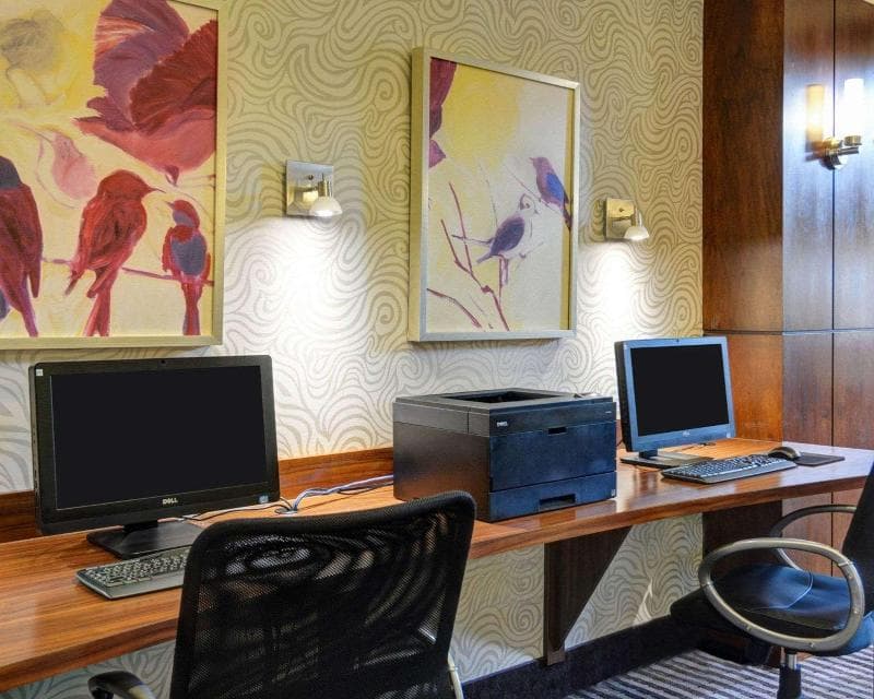 Comfort Suites Little Rock West photo 1