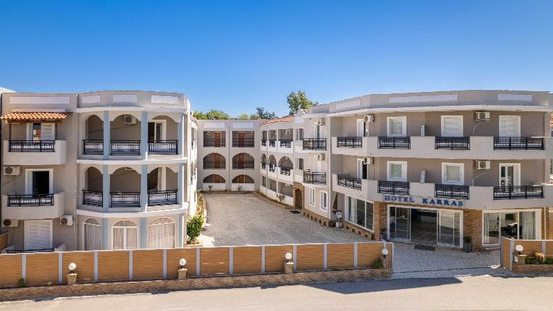 Karras Hotel 2