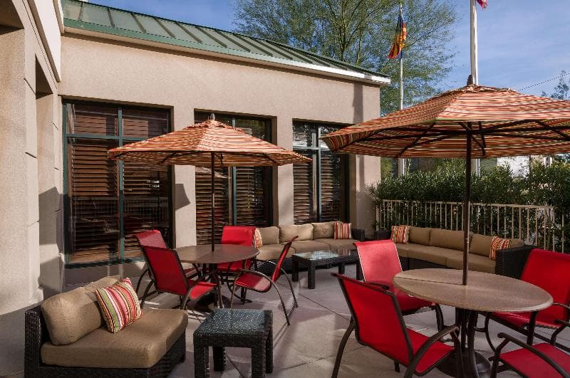 Hilton Garden Inn Phoenix Airport North 2