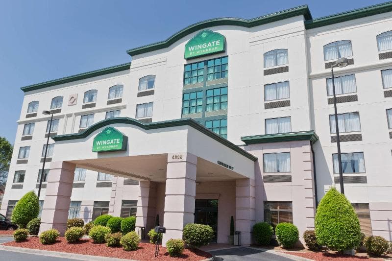 Wingate by Wyndham Charlotte Airport I-85/I-485 photo 1