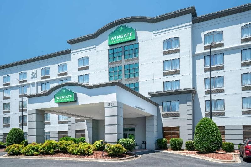 Wingate by Wyndham Charlotte Airport I-85/I-485 3