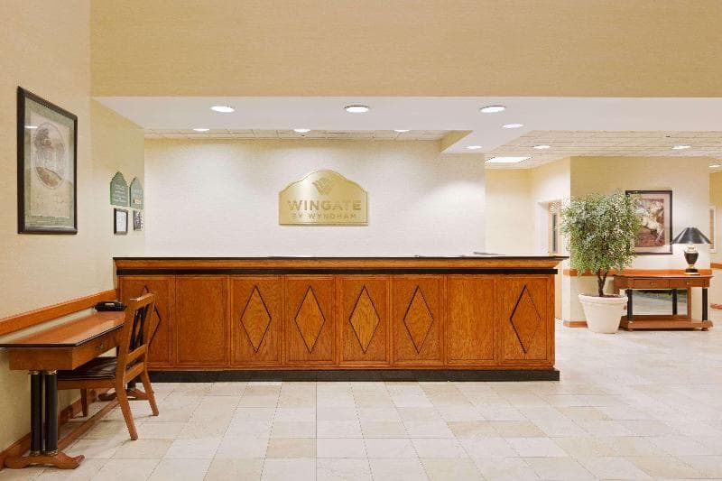 Wingate by Wyndham Charlotte Airport I-85/I-485 4