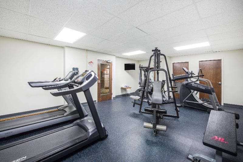 Hawthorn Suites by Wyndham El Paso Airport 2