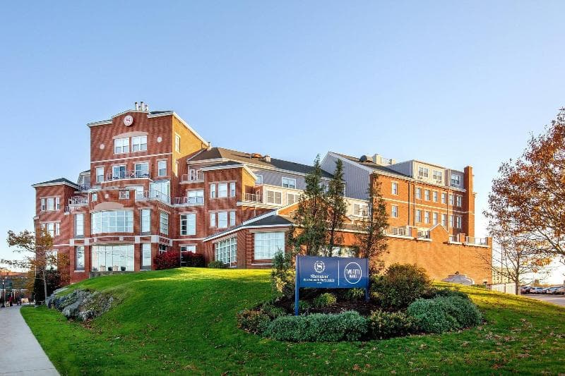 Sheraton Portsmouth Harborside 5