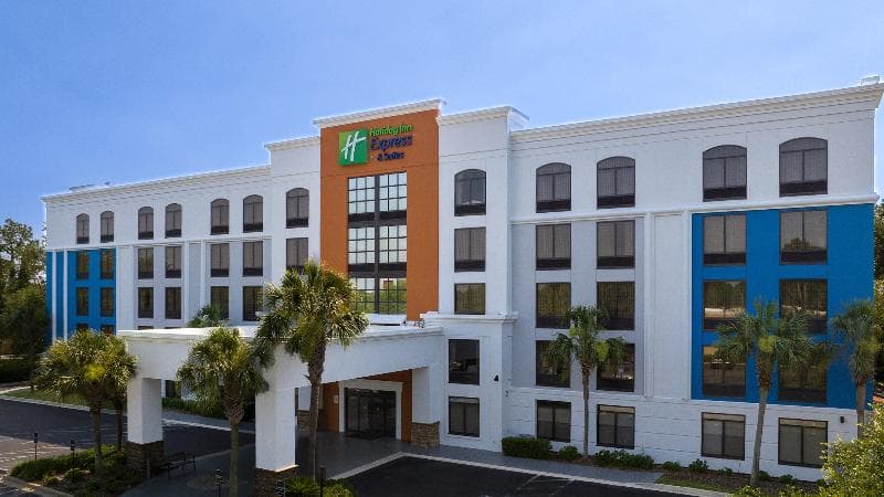 Holiday Inn Express & Suites Jacksonville SE- Med Ctr Area 2