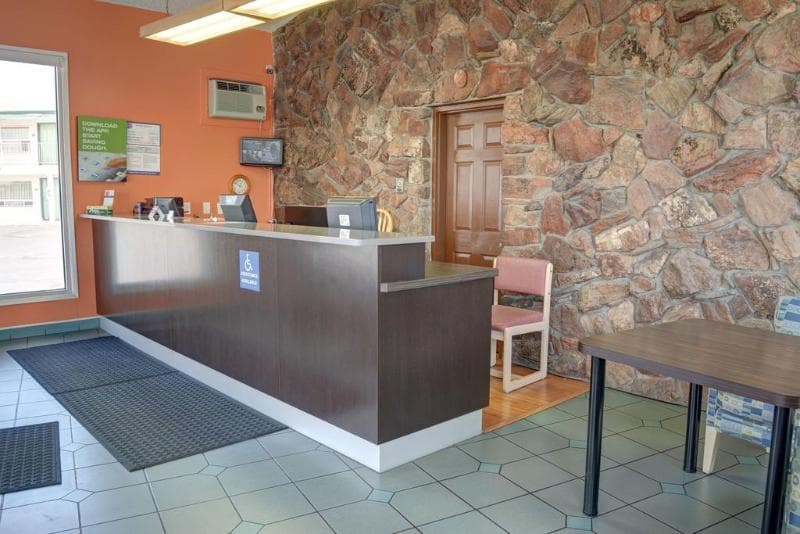 Motel 6 Bend photo 1