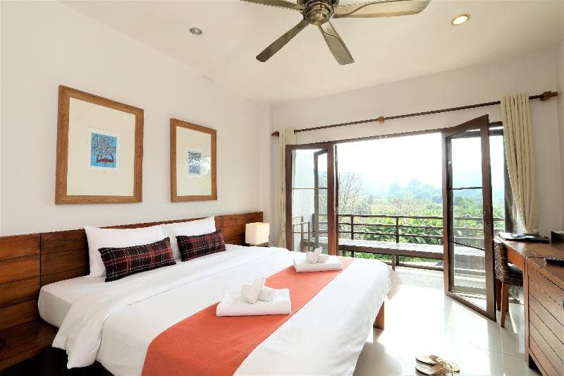 Yoma Hotel main