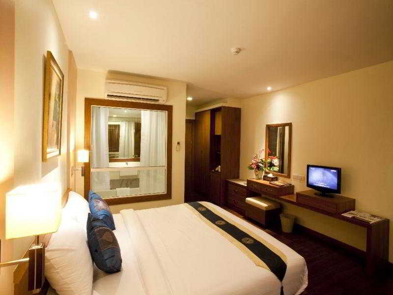 Lantana Resort 3