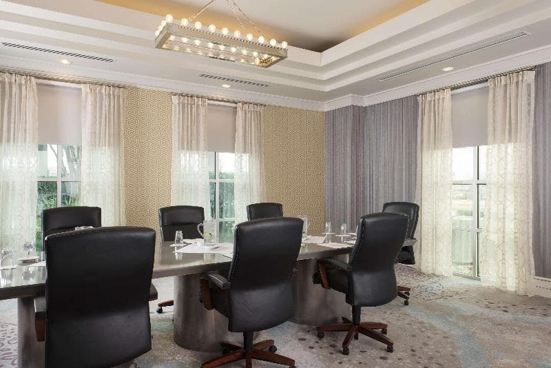 DoubleTree by Hilton Hotel Dallas - Love Field photo 1
