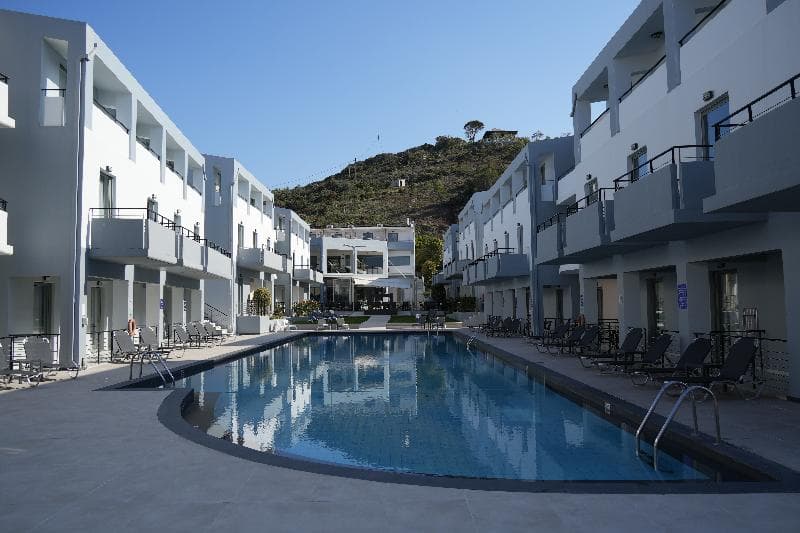 Sunrise Village Hotel 3