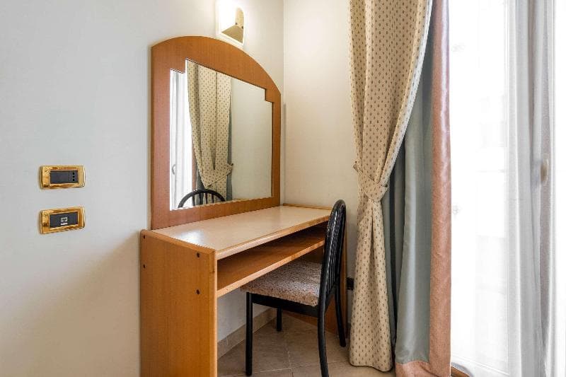 Comfort Hotel Gardenia Sorrento Coast 5