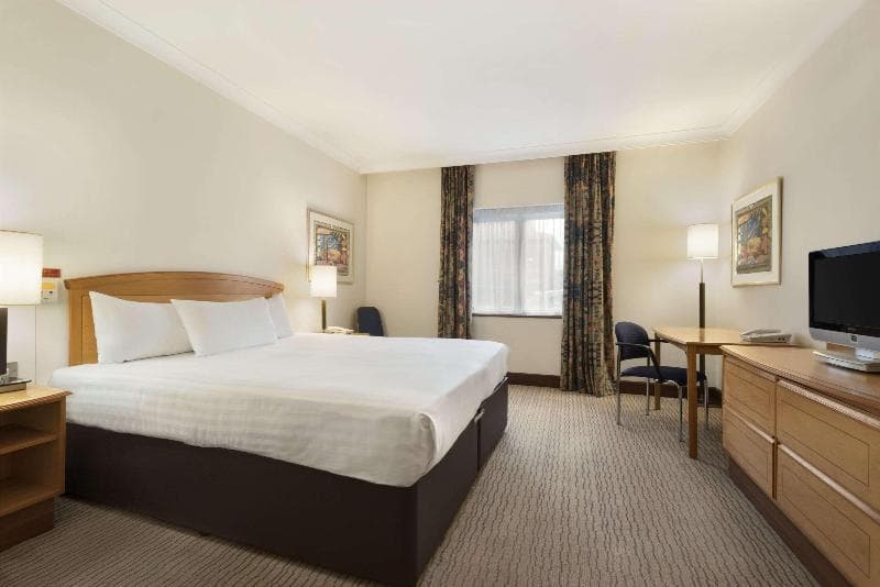 Ramada Birmingham Solihull 5
