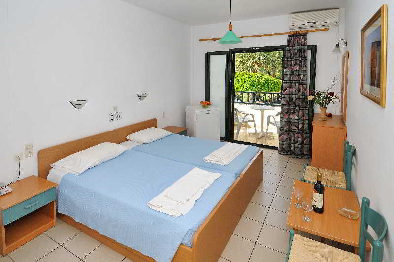 Paloma Garden & Corina Hotel 4
