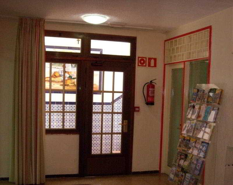 Fayna Apartments photo 1