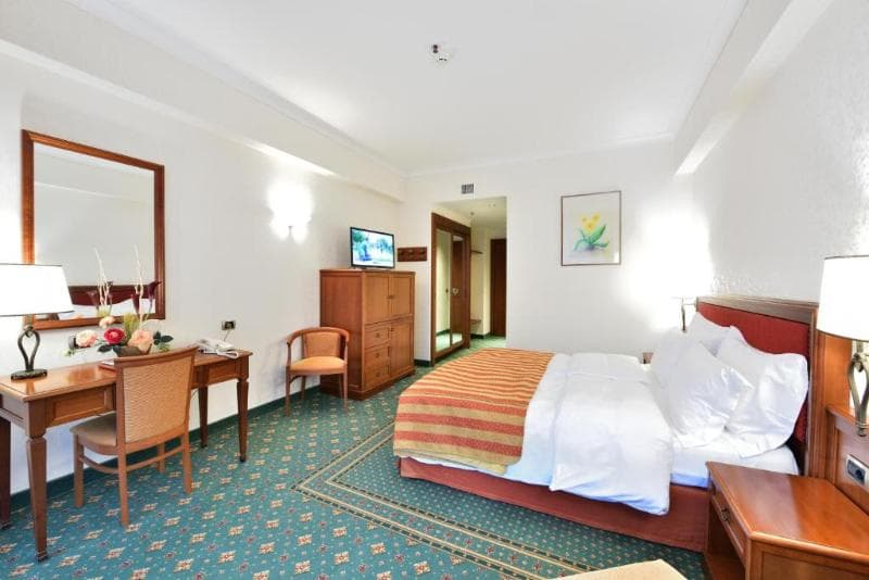 Lux Garden Hotel & Resort 4