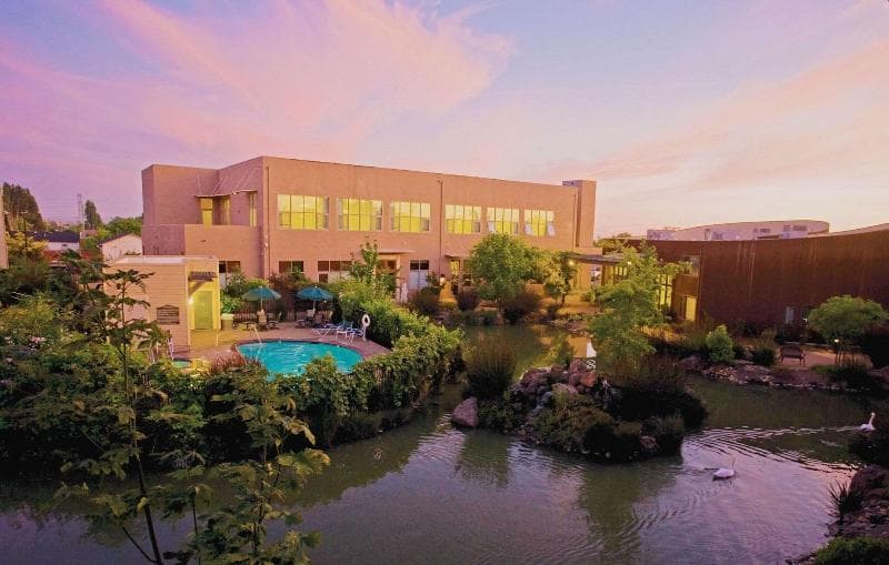 DoubleTree by Hilton Napa Valley American Canyon photo 1