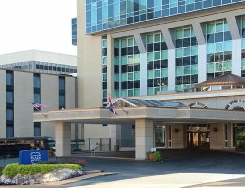 Clayton Plaza Hotel 4