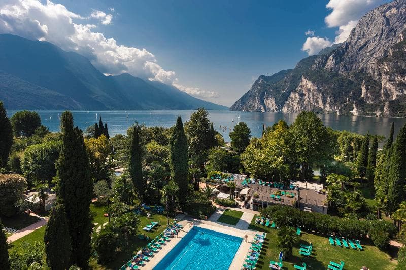 Du Lac et Du Parc Grand Resort 3