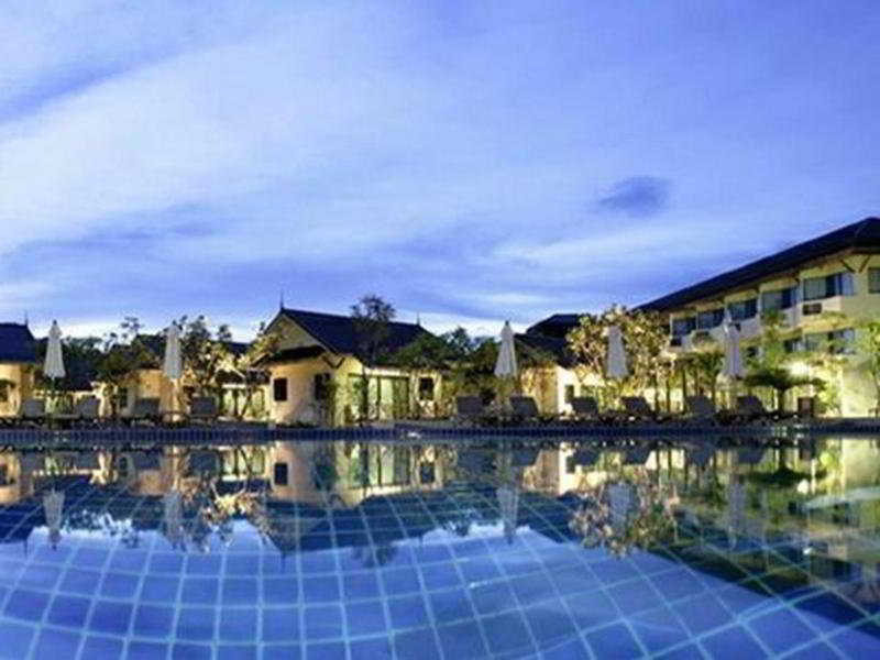 Kuiburi Hotel & Resort main