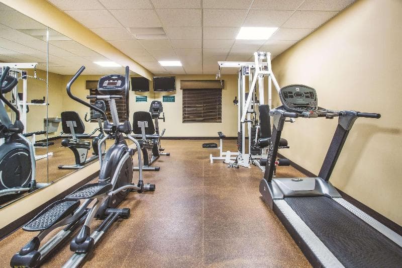 La Quinta Inn & Suites by Wyndham Ely 2