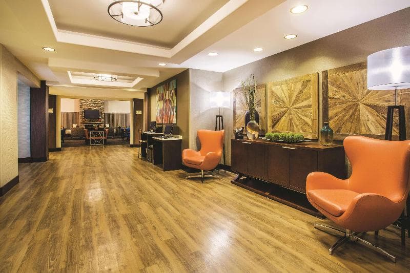 La Quinta Inn & Suites by Wyndham Ely 5