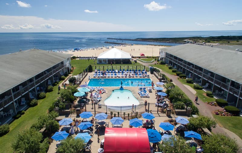 Red Jacket Beach Resort main
