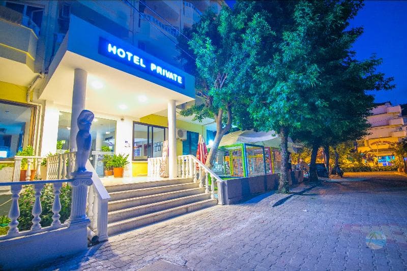 Private Hotel 5